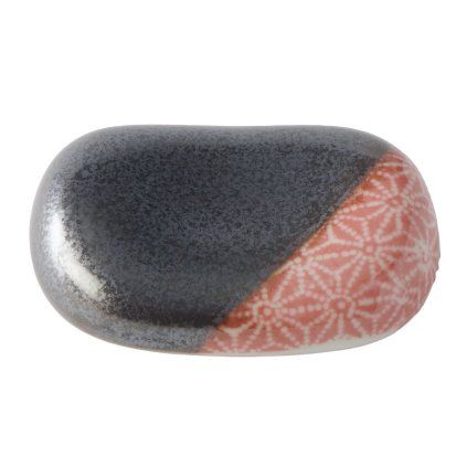 Suport pentru bețișoare chinezești PEBBLE BLACK 4,5 cm, negru/portocaliu, ceramică, MIJ