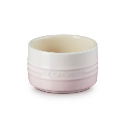 225018 ramekin 9 cm 200 ml shell pink kamenina le creuset
