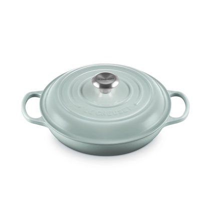 224325 kastrol signature 26 cm 2 2 l sea salt litina le creuset