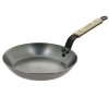 Tigaie MINERAL B BOIS 24 cm, mâner din lemn, de Buyer
