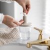 Dozator de săpun lichid FLOW 250 ml, nisip de deșert, Koziol