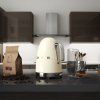 Ceainic cu control al temperaturii KLF04CREU 1,7 l, cremă, Smeg