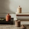 Lumânare parfumată URA SIENNA ARSĂ 13 cm, maro, gresie, ferm LIVING