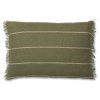 216821 dekoracni polstar calm 60 x 40 cm olivova bavlna len ferm living