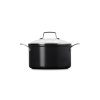 225243 4 hrnec essential 24 cm 6 l cerna hlinik le creuset